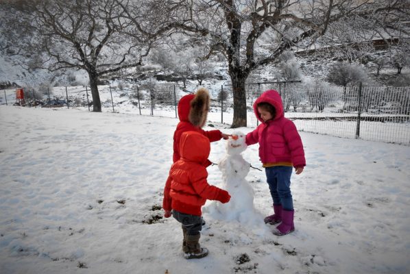 kids Greece peloponnese snowman