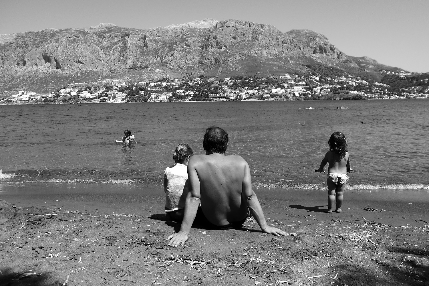 kids Greece father and daughters
