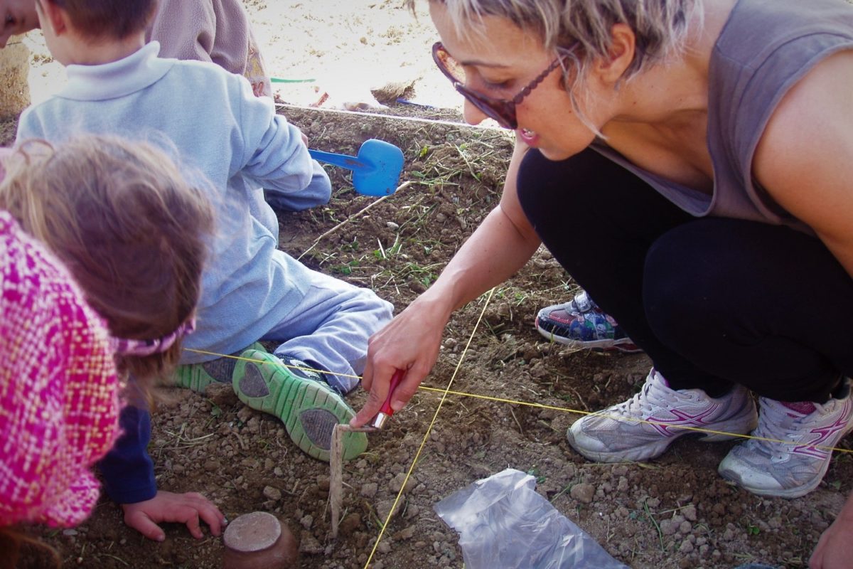educational excavation kids crete greece